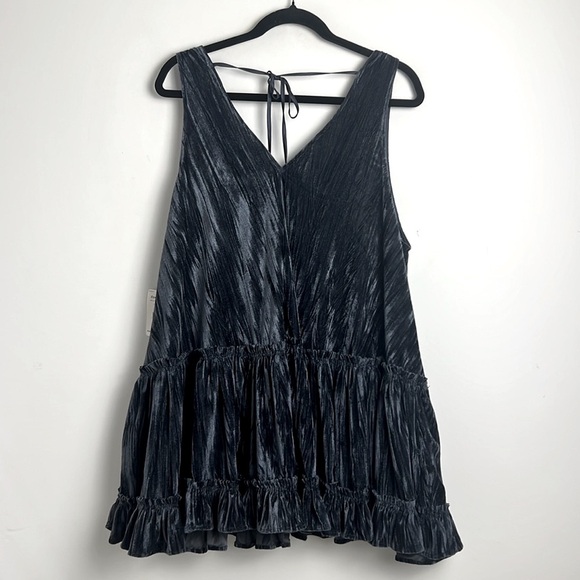 NEW Free People Small Pleated Plush Swing Tiered Mini Dress In Rare Night - Picture 8 of 13